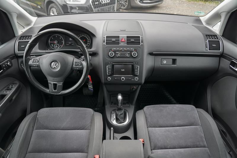 Volkswagen - Touran - pic10