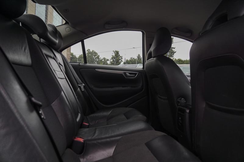 Volvo - S60 - pic15