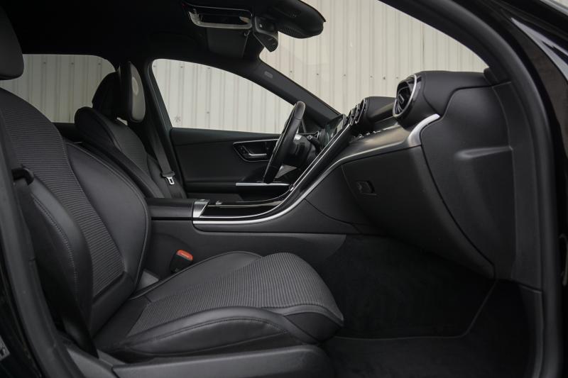 Mercedes - C200 - pic7