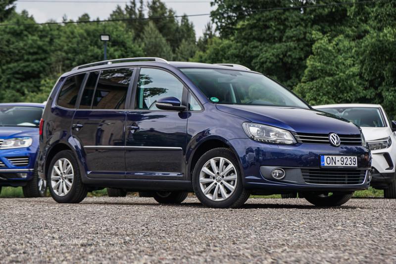 Volkswagen - Touran - pic2