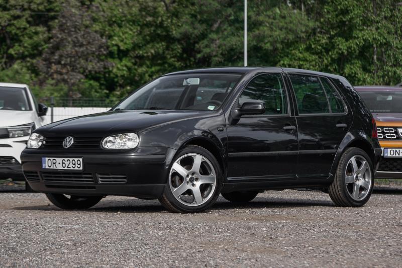 Volkswagen - Golf 4 - pic1