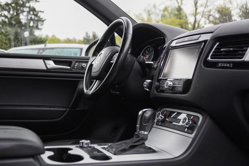 Volkswagen - Touareg - pic7