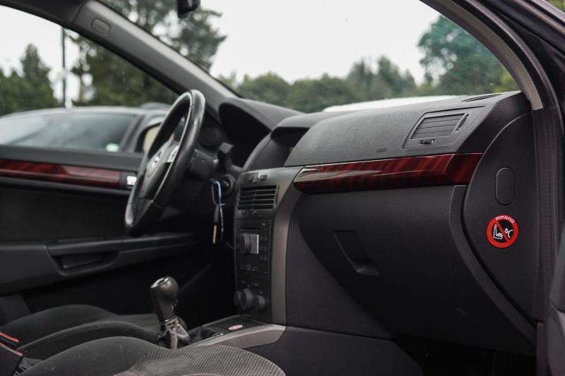 Opel - Astra - pic5