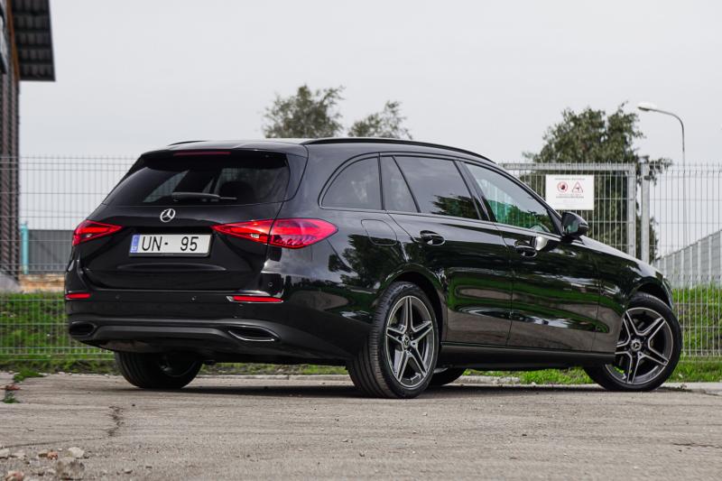 Mercedes - C200 - pic4