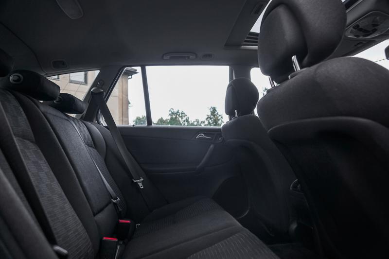 Mercedes - C180 - pic22