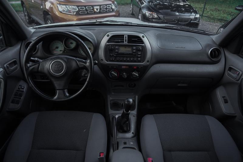 Toyota - RAV 4 - pic8