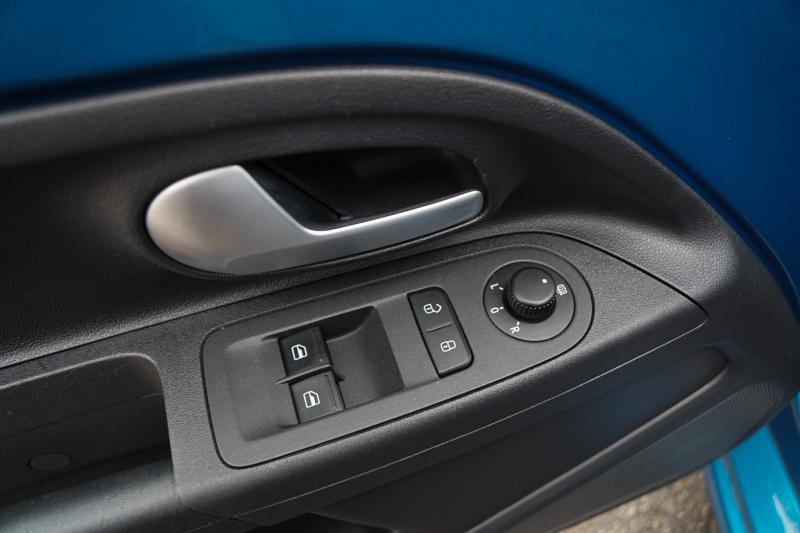 Volkswagen - Up! - pic15