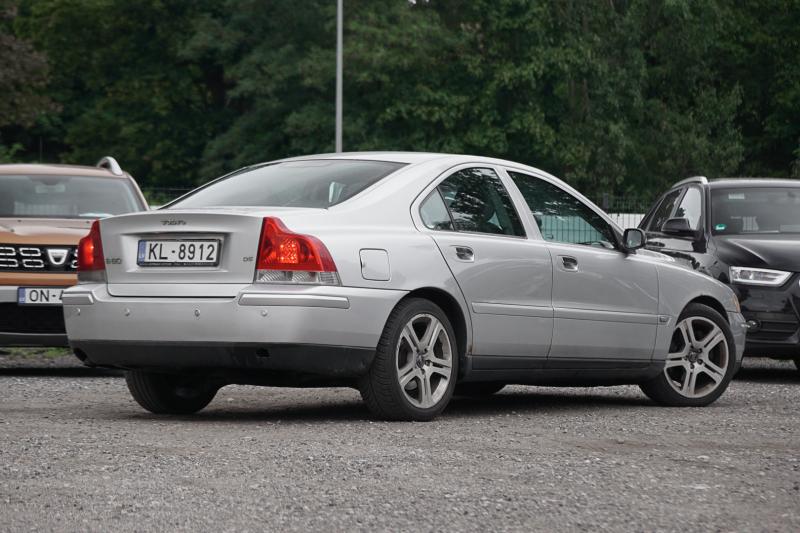 Volvo - S60 - pic4